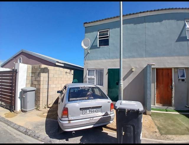 2 BEDROOM HOUSE FOR SALE IN FOREST VILLAGE